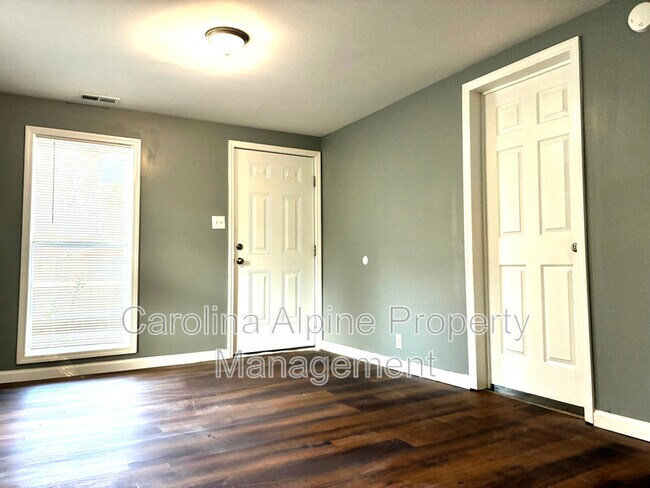 Foto del edificio - 506 Bonny St