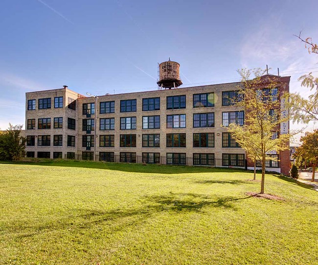 Foto del edificio - Knitting Factory Loft Apartments