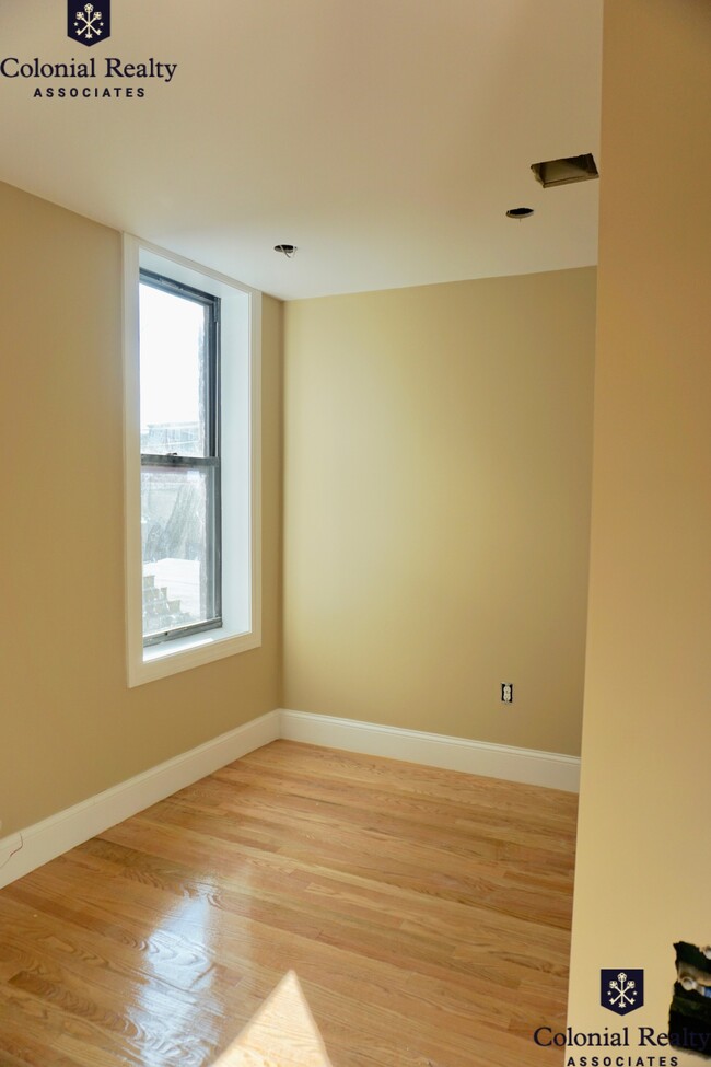 Photo - 17 Highgate St Apartment