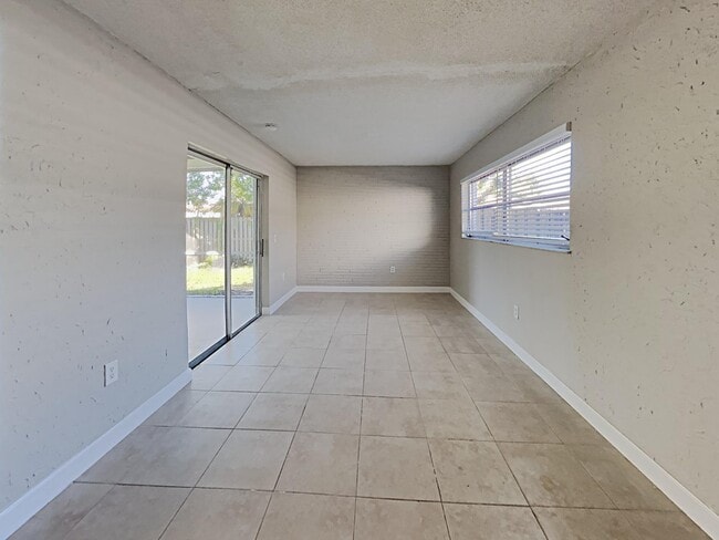 Building Photo - 10651 NW 28th St
