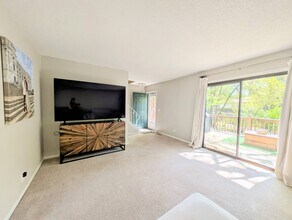 Building Photo - 2710 Upland Ct