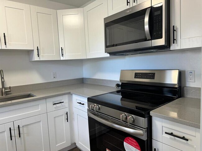 Foto del edificio - 4730 NW 10th Ct