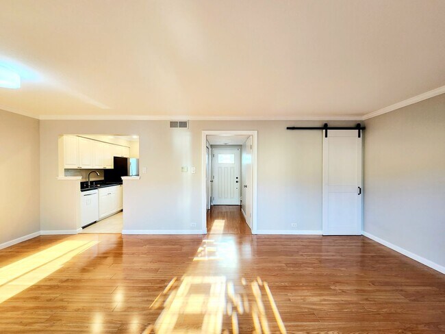 Foto del edificio - Meticulous townhome at The Admiralty