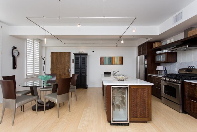 Dining room - 405 Central Ave