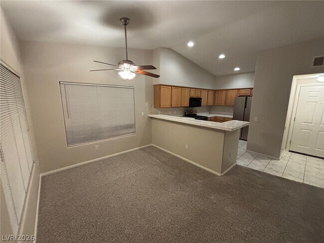 Foto del edificio - 4970 Black Bear Rd