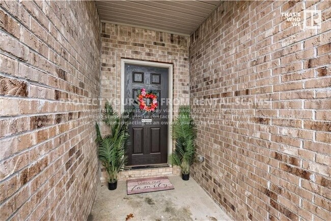 Building Photo - 1111 Tulip St