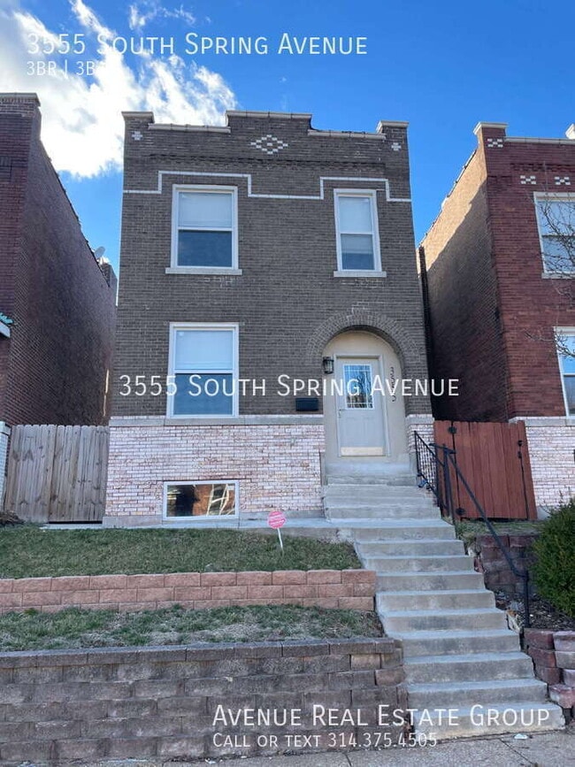 Building Photo - 3555 S Spring Ave