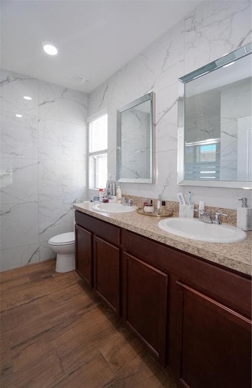 Building Photo - 1588 Diamond Loop Dr