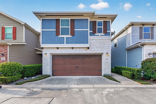 Foto del edificio - 8932 Hollister Commons Ln