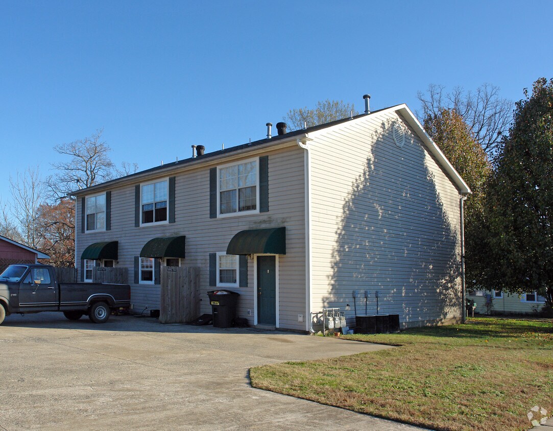 201 NE 3rd St, Bryant, AR 72022 Apartments in Bryant, AR