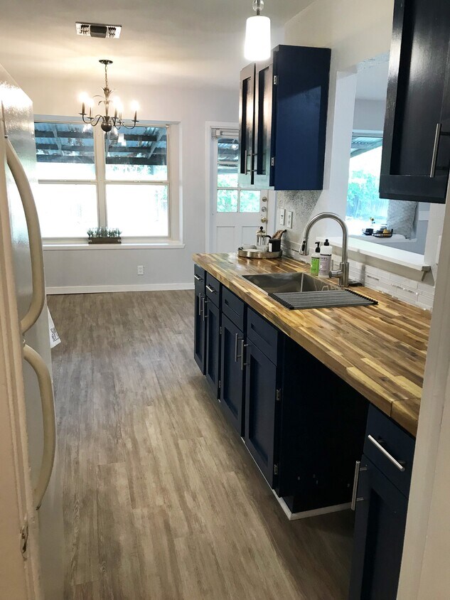 Updated Kitchen - 10822 Green Brook Dr