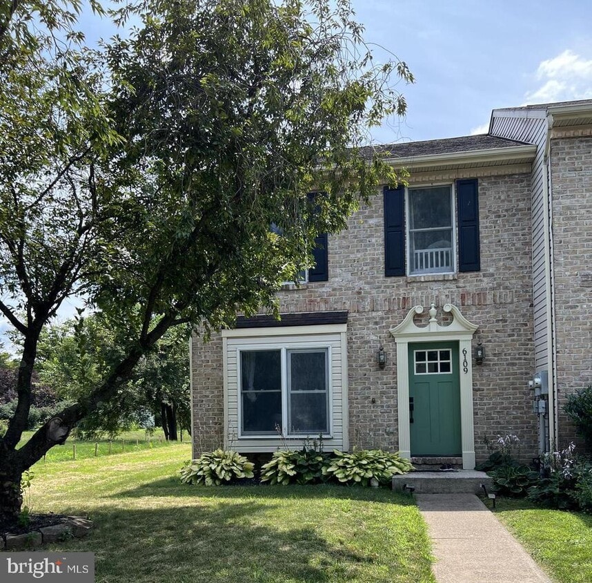 Foto principal - 6109 Haymarket Way