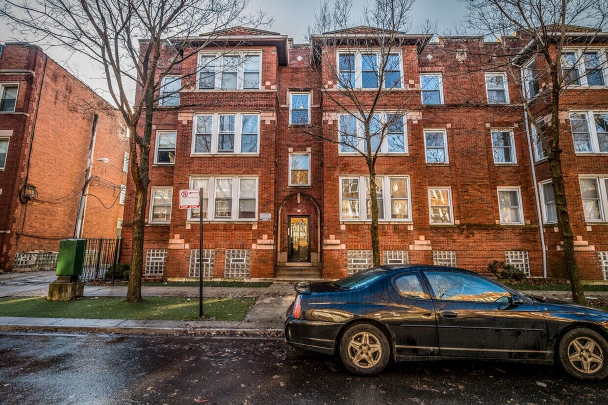 Foto del edificio - 1501 E 68th Chicago, IL 60637