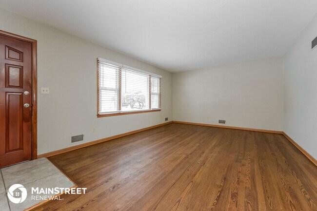 Building Photo - 5017 Osage Ave