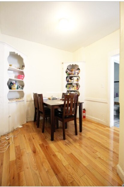 Building Photo - 54 Egmont St