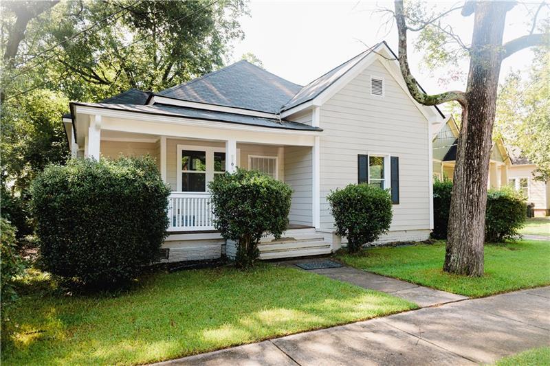 Foto principal - 3202 E Point St