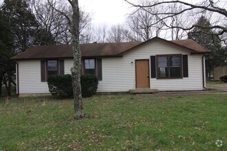 Building Photo - 290 Cunningham Ln