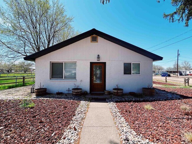 Foto del edificio - 800 S 3rd W St