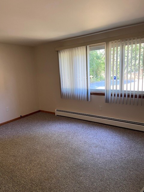 Building Photo - 27 Forrestal Ln