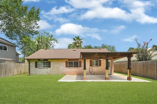 Foto del edificio - 4806 Hickorygate Dr