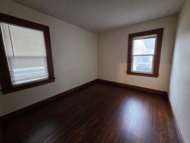 Building Photo - 1239 Charlotte Ave