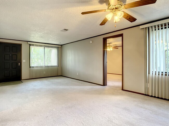 Building Photo - 3 br, 2 bath House - 310 Camellia Street