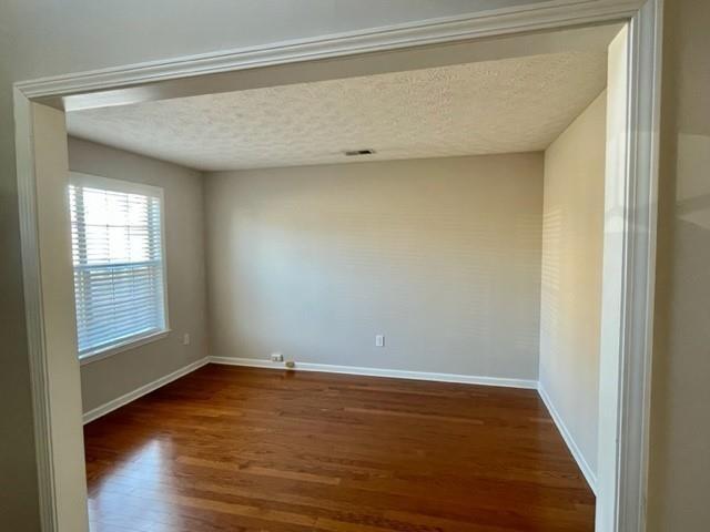 Foto del edificio - 8043 Clearview Cir