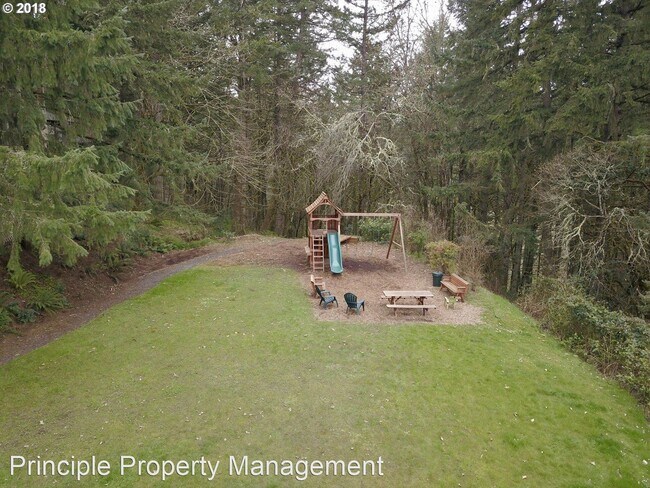 Foto del edificio - 3 br, 2 bath House - 2972 Riverview Street