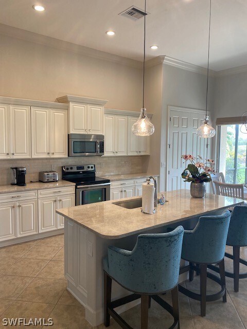 Foto del edificio - 9765 Nickel Ridge Cir