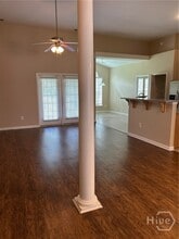 Building Photo - 168 Carlisle Way