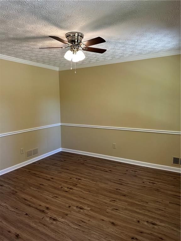 Building Photo - 3305 Maple Ridge Ct