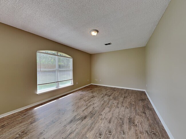 Building Photo - 780 Welch Hill Cir
