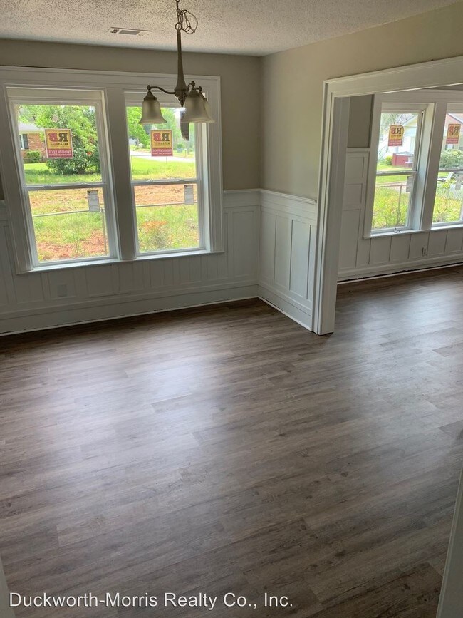 Foto del edificio - 4 br, 2 bath House - 807 37th Avenue