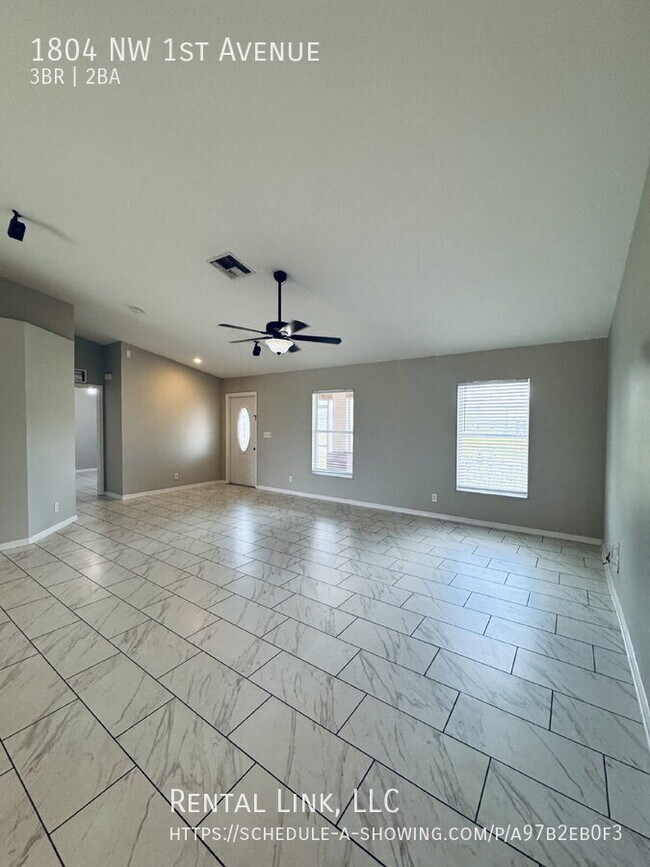 Foto del edificio - 1804 NW 1st Ave