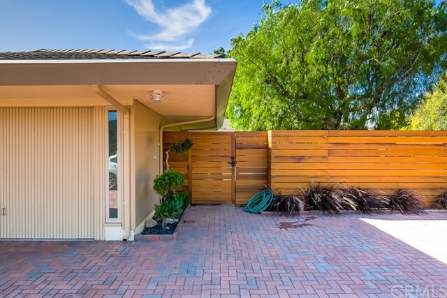 Building Photo - 3300 Starline Dr