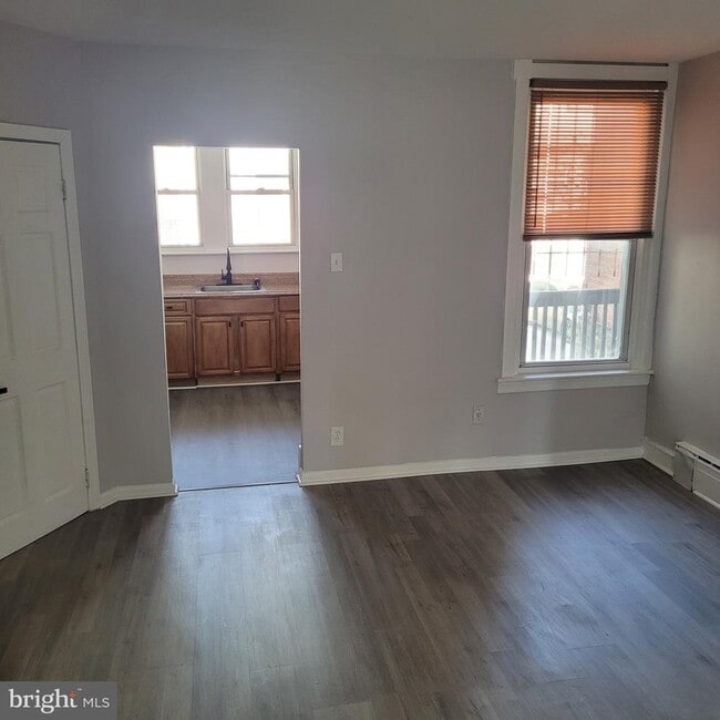 Foto del edificio - 6614 N Smedley St