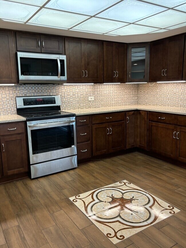 Foto del edificio - 13000 W Heiden Cir