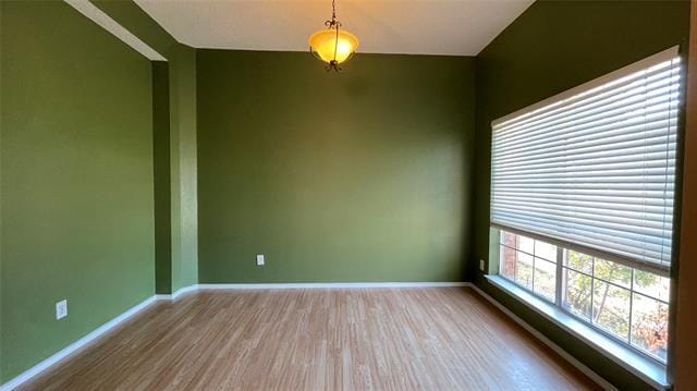 Building Photo - 3900 Rolling Hills Dr