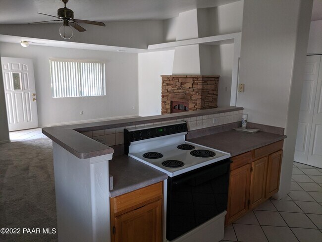 Foto del edificio - 7450 E Horseshoe Ln