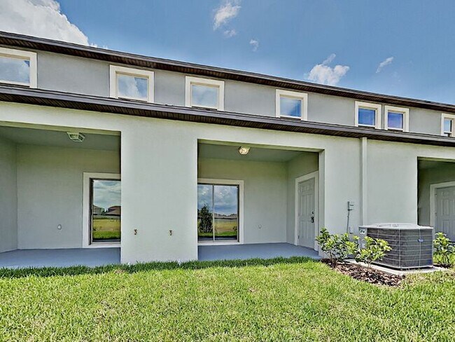 Building Photo - AVAILABLE NOW! 4 BEDROOM! THESE TOWNHOMES ...