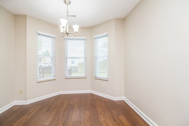 Foto del edificio - 2123 Rocky Fork Rd