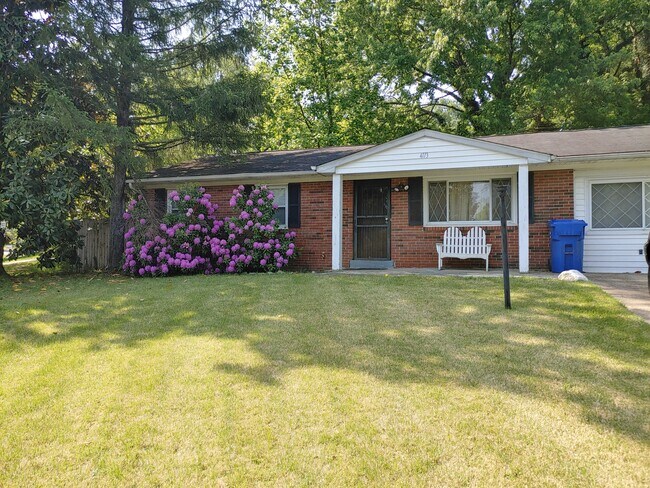 Photo - 4113 Bishopmill Dr House