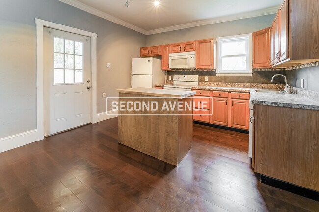 Foto del edificio - 8012 Elkhart St