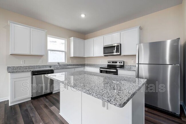Foto del edificio - 3529 Sugarplum Rd