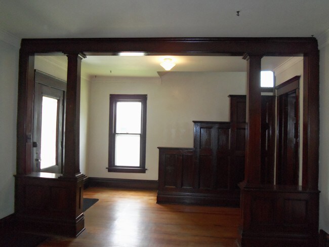 Foto del edificio - 1227 Williston Ave