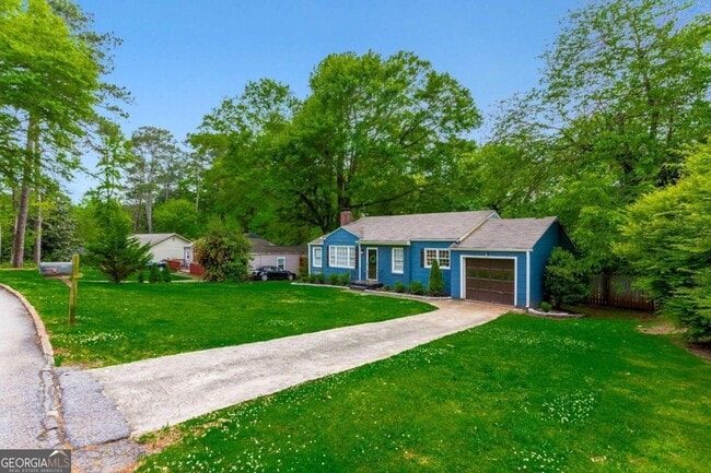 Building Photo - 1383 Fenway Cir