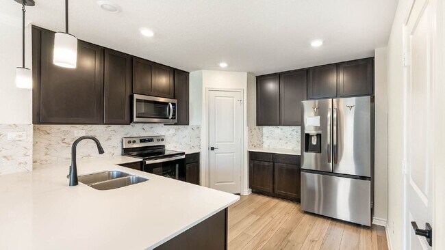 Foto del edificio - 8519 Adler Fall Ln