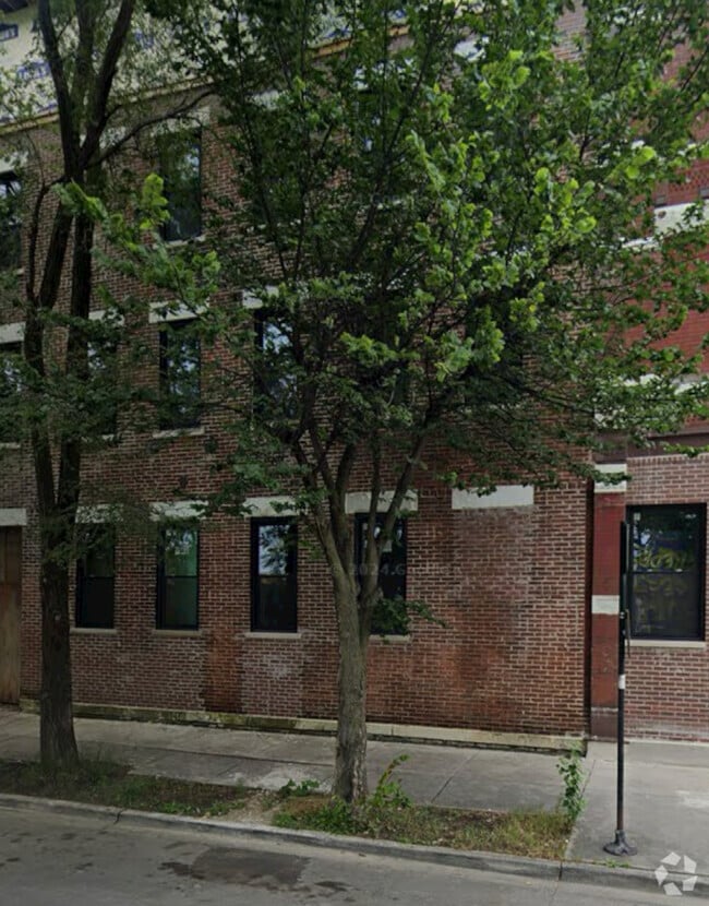Building Photo - 2158 W 18th St