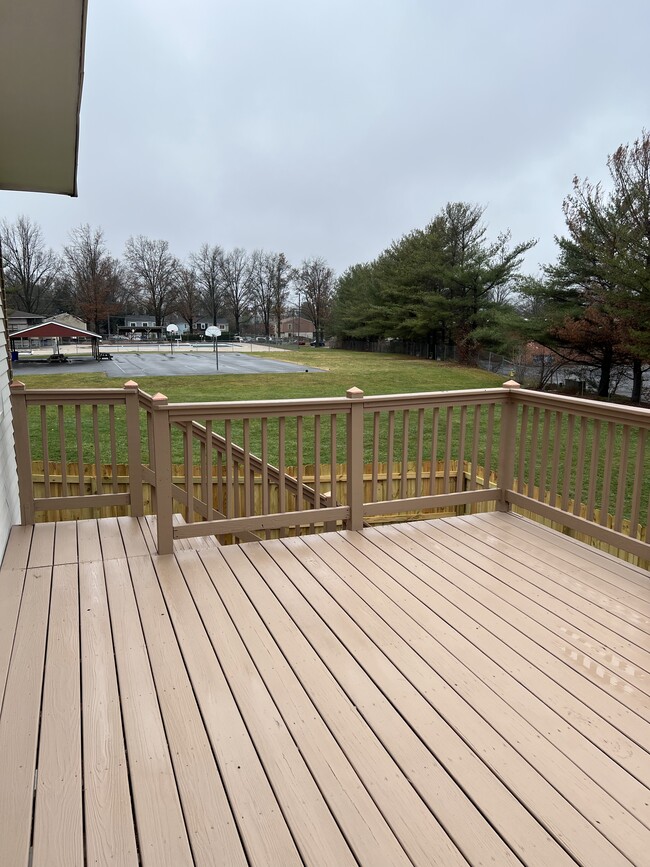 Back deck upper - 8764 Beacon Cir