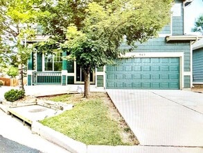 Building Photo - 945 Evening Star Ct